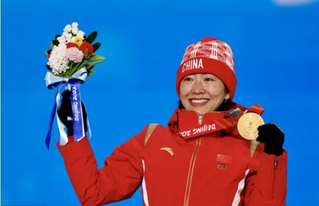 美女av五区在线播放